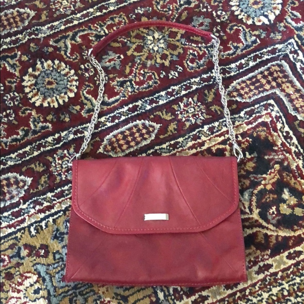 Grade Adele Clutch
